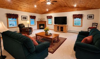 5 Michael Dr, Baileyville, ME 04694