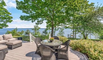27 Highview Ter, Belfast, ME 04915