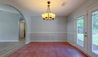 214 Riverchase Dr, Bainbridge, GA 39819