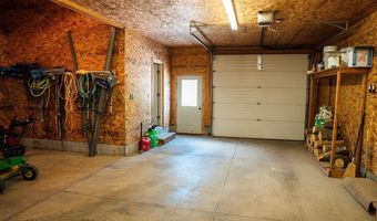29 WHITE POINT Rd, Cora, WY 82925