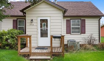 1112 Elkhorn St, Belle Fourche, SD 57717