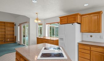3475 Valley View Dr NW, Albany, OR 97321