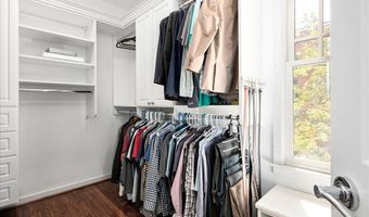 2863 11TH St N, Arlington, VA 22201