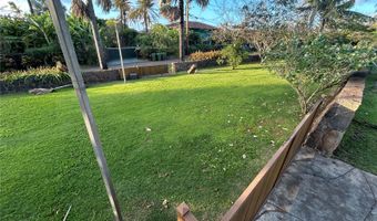 61-560 Pohaku Loa Way, Haleiwa, HI 96712