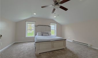 241 East Ave, Akron, NY 14001