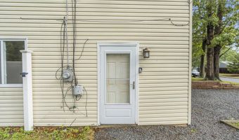 32 Pine Tree Dr, Bayville, NJ 08721