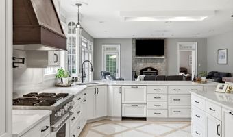 9 Storybrook Ln, Amherst, NH 03031