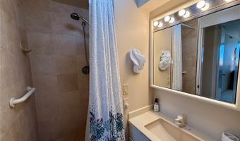 250 Kawaihae St 14A, Honolulu, HI 96825