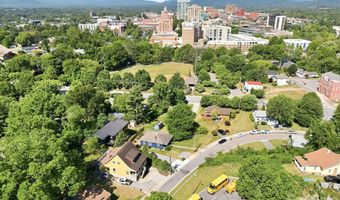 21 Clemmons St, Asheville, NC 28801