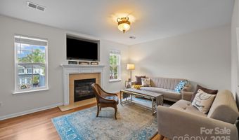 3755 Brookchase Ln, Charlotte, NC 28205