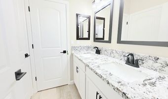 2850 Cactus Bloom Dr, Bullhead City, AZ 86429