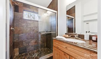 59 Morningside Dr, Asheville, NC 28806