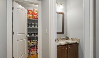 9 Woodlawn Ave, Billerica, MA 01821