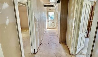 518 W F St, Basin, WY 82410