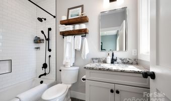 17 Elk Trl, Asheville, NC 28804