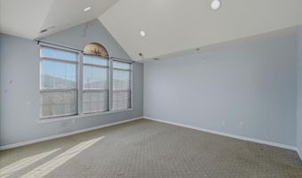 2 MARINA Dr, Bayonne, NJ 07002
