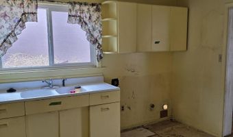 530 K St, Hawthorne, NV 89415
