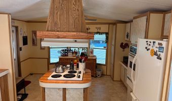 6 Leisure Dr, Auburndale, FL 33823