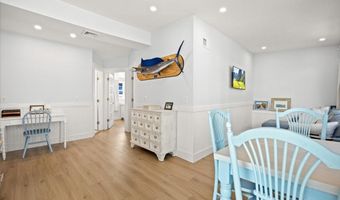 106 King Philip Ave, Bristol, RI 02809