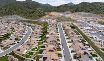 411 Calabrese St, Fallbrook, CA 92028