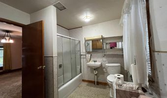 502 W Main St, Agency, IA 52530