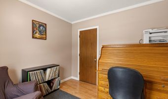 72 Louise St, Auburn, ME 04210