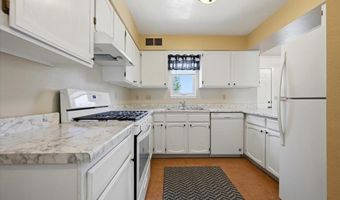 25 B Statesboro Dr, Belle Fourche, SD 57717