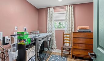 6837 TOM THUMB Dr, Jacksonville, FL 32210