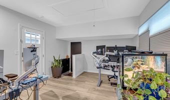 103 Idlewild Ln, Aberdeen, NJ 07747