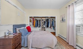 18 Ellice St, Bayonne, NJ 07035