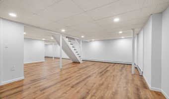 545 Simsbury Rd, Bloomfield, CT 06002