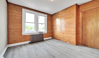 2531 PERKIOMEN Ave, Reading, PA 19606