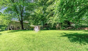 8614 BRAEBURN Dr, Annandale, VA 22003