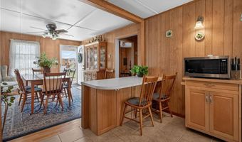 6 Arbeth Ave, Narragansett, RI 02882