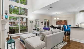 4147 Towne Green Cir, Addison, TX 75001