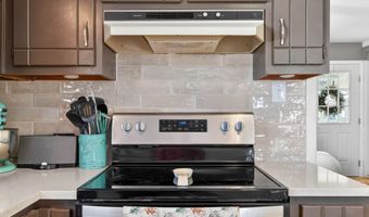 426 N 14th Ave, Beech Grove, IN 46107