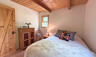 425 Woodland Hills Rd, Andes, NY 13731