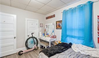 171 Lyon Ave, East Providence, RI 02914