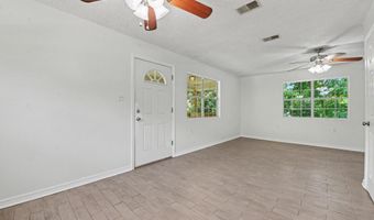 11052 Wilson St, Bay St. Louis, MS 39520