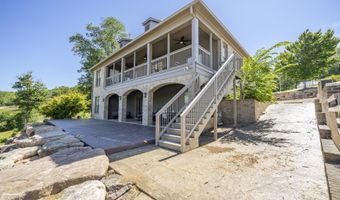 202 RIVERBEND Ln, Bath Springs, TN 38311
