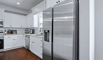 1666 ARLINGTON PARK Cir, Albany, GA 31701