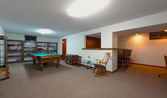 2003 Polk Dr, Ames, IA 50010