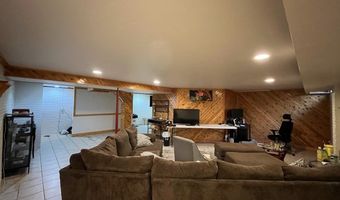 3122 N BLUEMOUND Dr, Appleton, WI 54913