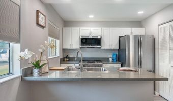 91-1066 Makaaloa St 14D, Ewa Beach, HI 96706
