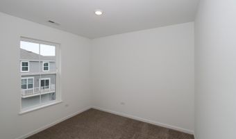 2252 Stonegate Rd, Algonquin, IL 60102