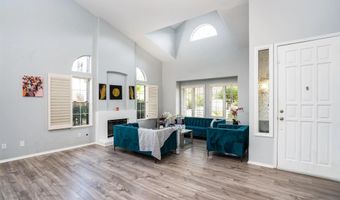 1365 Oak View Way 1, Escondido, CA 92029