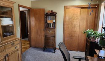 2110 Oak St, Atlantic, IA 50022