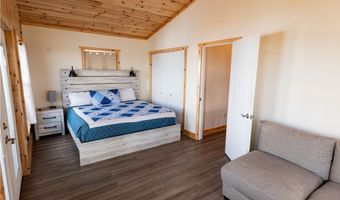 5919 Lake Rd W, Ashtabula, OH 44004