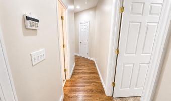 204 HAZEL CREEK Trl, Anniston, AL 36207