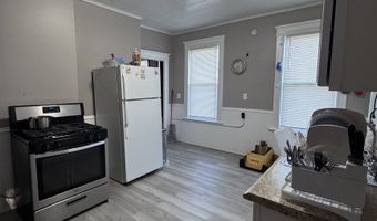 3 Holbrook St, Ansonia, CT 06401